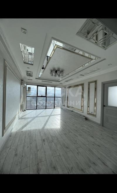 Продаю 3-комнатную квартиру, 100кв. м., этаж - 16/16, Джал.