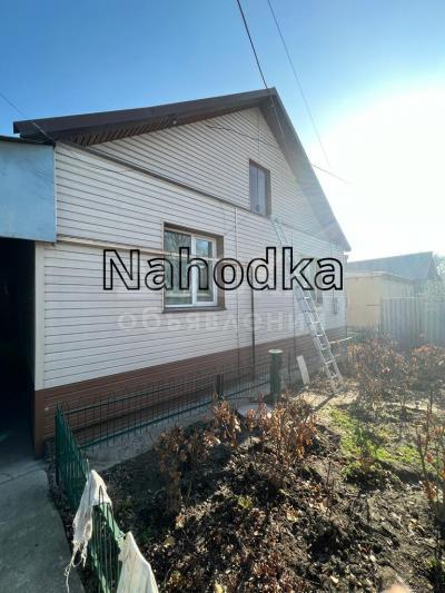 Продаю дом 5-ком. 121кв. м., этаж-1, 5-сот., стена кирпич, с. Аламедин.