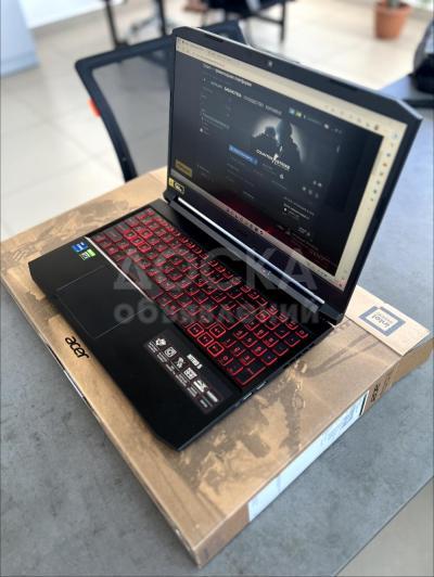 15.6", Игровой ноутбук Acer Nitro 5 AN515-57, Intel Core i7-11800H (2.3 ГГц), RAM 8 ГБ, SSD 512 ГБ, NVIDIA GeForce RTX 3050 (4 Гб), Русская клавиатура (маленький торг)