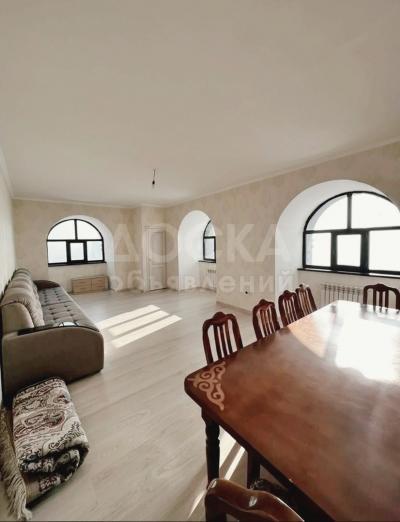 Продаю 3-комнатную квартиру, 122кв. м., этаж - 10/12, Кырк-Кыз 35/Гагарина.