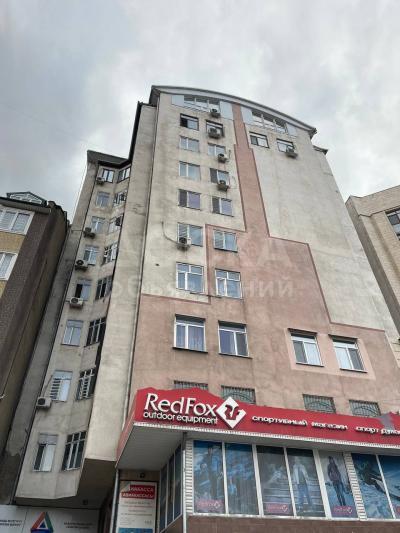 Продаю 2-комнатную квартиру, 132кв. м., этаж - 9/10, иброгимова 113 .