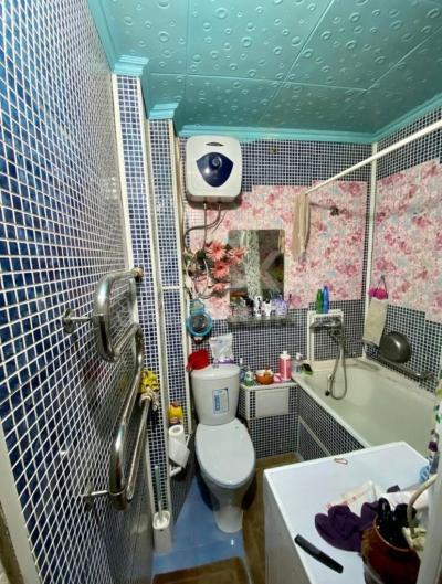 Продаю 2-комнатную квартиру, 44кв. м., этаж - 1/4, 3 мкр.