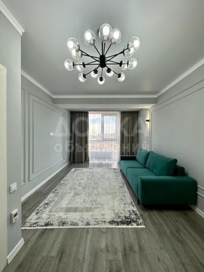 Продаю 1-комнатную квартиру, 44кв. м., этаж - 8/12, 4 мкр.