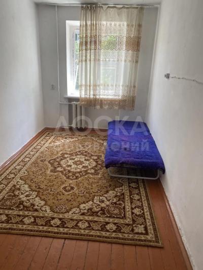 Продаю 1-комнатную квартиру, 12кв. м., этаж - 2/5, Мед академия.