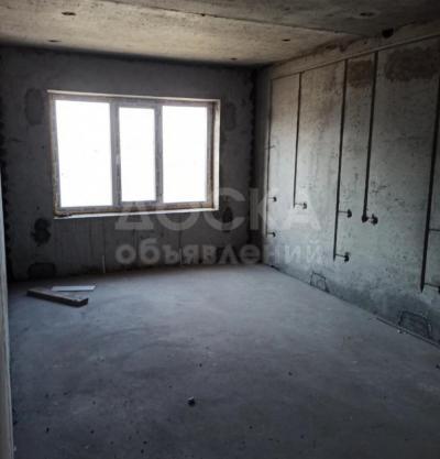 Продаю 1-комнатную квартиру, 48кв. м., этаж - 3/9, ТРЦ Ала Арча.