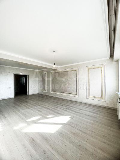 Продаю 2-комнатную квартиру, 96кв. м., этаж - 9/9, Бульвар Эркиндик.