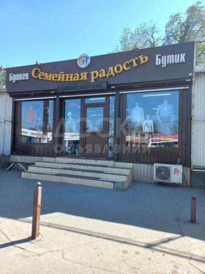 Продаю торговое помещение  115+17 склад кв. м., Рабочий городок на пересечении Гагарина/Асаналиева .