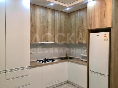 Продаю 1-комнатную квартиру, 48кв. м., этаж - 5/9, Рабочий городок .