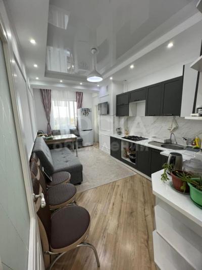 Продаю 2-комнатную квартиру, 74кв. м., этаж - 10/12, Филармония .