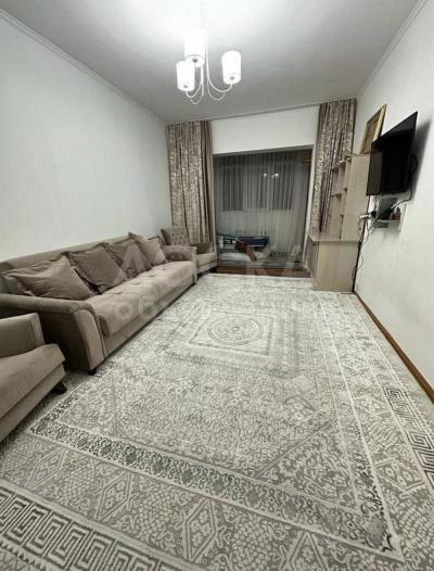 Продаю 3-комнатную квартиру, 70кв. м., этаж - 3/9, Улан мкр.