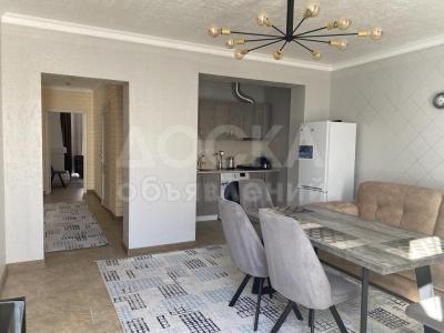 Весна, прекрасная пора посетить Иссык-Куль. 
И подышать свежайшим, чистым, горно-озёрным воздухом Иссык-Куля. 
Сделайте паузу, приезжайте к нам заряжаться теплом и свежим воздухом.