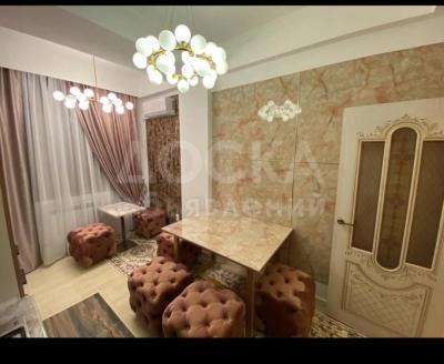 Продаю 2-комнатную квартиру, 75кв. м., этаж - 12/12, Дворец Спорта .