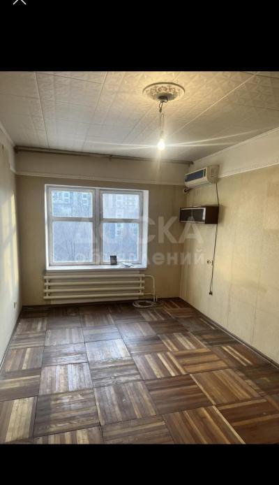 Продаю 3-комнатную квартиру, 61кв. м., этаж - 5/5, 1000 мелочей.