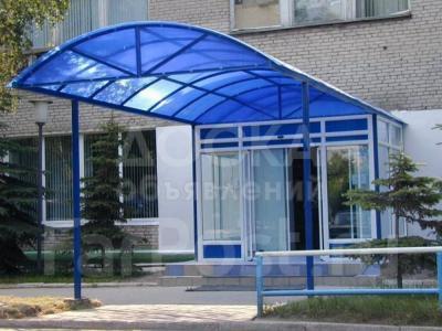 Поликарбонат монолитный и сотовый.