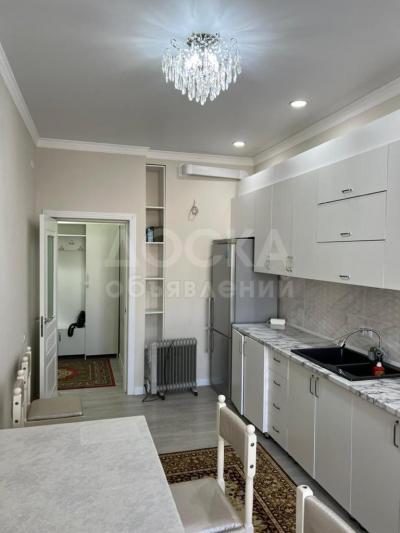 Продаю 1-комнатную квартиру, 53кв. м., этаж - 3/10, Кок Жар .