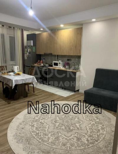 Продаю 2-комнатную квартиру, 80кв. м., этаж - 7/10, мкр. Аламедин-1.