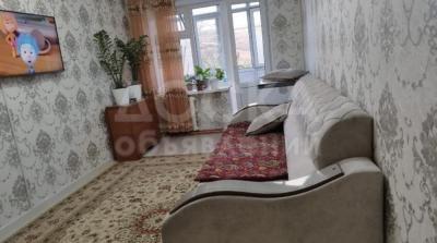 Продаю 3-комнатную квартиру, 55кв. м., этаж - 2/4, Мед. Академия .