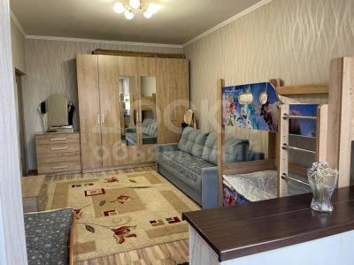 Продаю 1-комнатную квартиру, 36кв. м., этаж - 6/9, Микрорайон Улан.