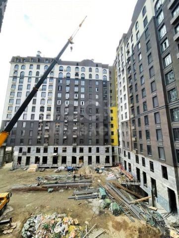 Продаю 2-комнатную квартиру, 57кв. м., этаж - 11/13, Юг-2.