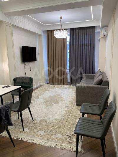 Продаю 2-комнатную квартиру, 61кв. м., этаж - 8/12, Филармония .