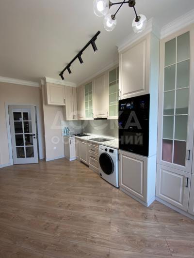 Продаю 3-комнатную квартиру, 74кв. м., этаж - 7/10, Асанбай мкр .