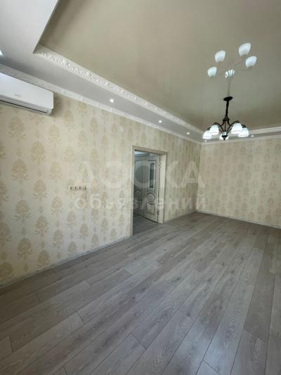 Продаю 2-комнатную квартиру, 62кв. м., этаж - 9/12, Азия Молл.