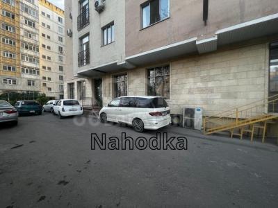 Продаю помещение свободного назначения 171,6кв. м., мкр. Джал-29.