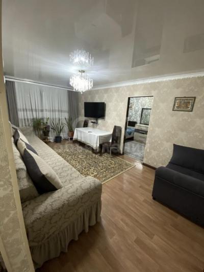 Продаю 3-комнатную квартиру, 60кв. м., этаж - 4/5, Аламедин 1.