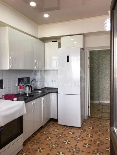 Продаю 1-комнатную квартиру, 38кв. м., этаж - 10/12, Асанбай мкр .