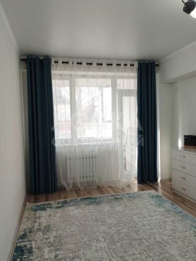 Продаю 1-комнатную квартиру, 41кв. м., этаж - 1/7, Тунгуч.