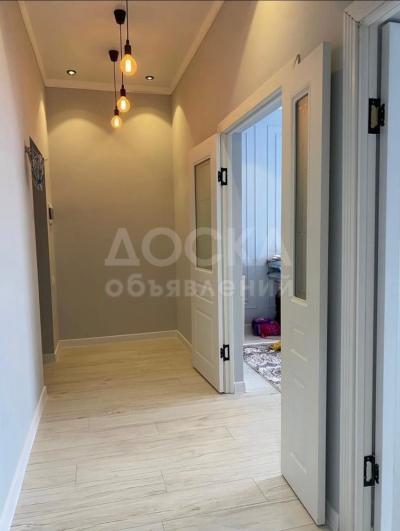 Продаю 1-комнатную квартиру, 38кв. м., этаж - 10/12, Асанбай мкр .