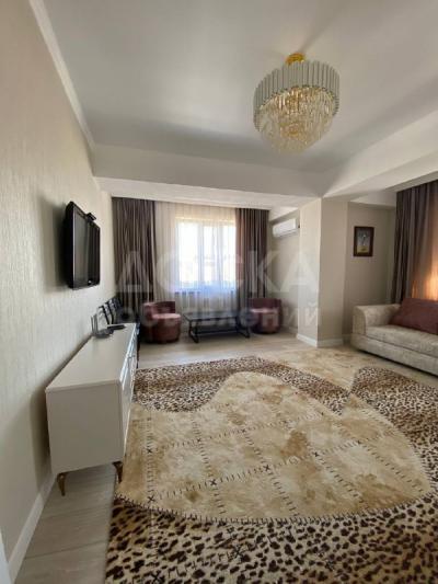 Продаю 2-комнатную квартиру, 75кв. м., этаж - 12/12, Тыналиева Ю.Магистраль.