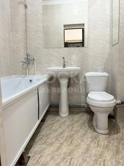 Продаю 2-комнатную квартиру, 52кв. м., этаж - 8/12, Молодая Гвардия .