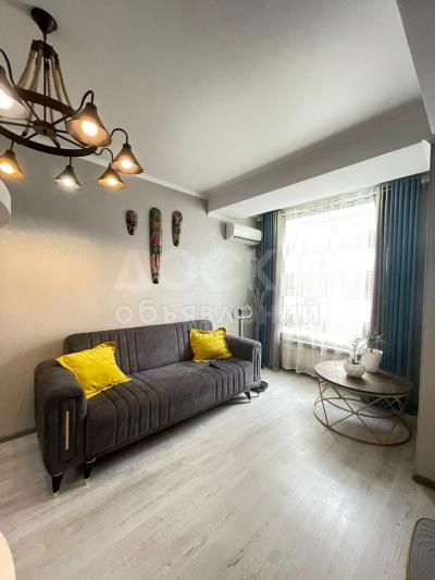 Продаю 3-комнатную квартиру, 61кв. м., этаж - 9/10, Золотой Квадрат .