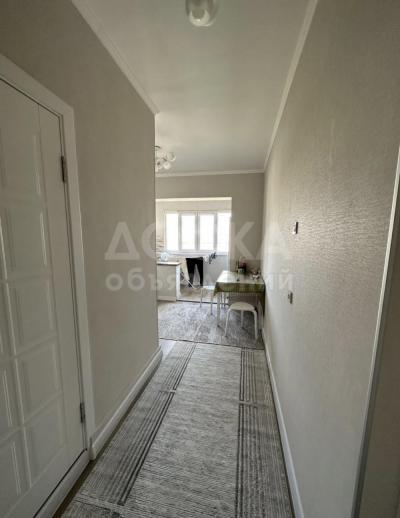Продаю 1-комнатную квартиру, 39кв. м., этаж - 7/9, Кок Жар .