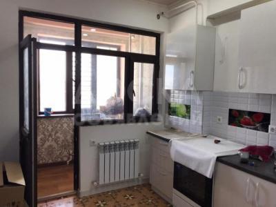 Продаю 1-комнатную квартиру, 38кв. м., этаж - 10/11, Асанбай мкр.