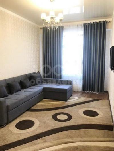 Продаю 1-комнатную квартиру, 48кв. м., этаж - 3/9, Асанбай мкр .