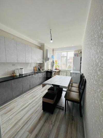 Продаю 2-комнатную квартиру, 78кв. м., этаж - 4/12, Филармония .