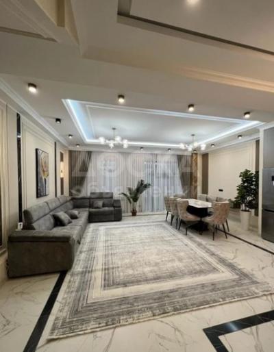 Продаю дом 6-ком. 200кв. м., этаж-2, 4-сот., стена кирпич, с. Арашан.