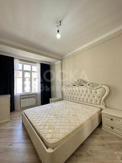 Продаю 3-комнатную квартиру, 100кв. м., этаж - 7/10, Асанбай мкр .