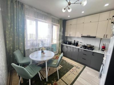 Продаю 1-комнатную квартиру, 49кв. м., этаж - 4/9, Юж Магистраль\Токтоналиева.