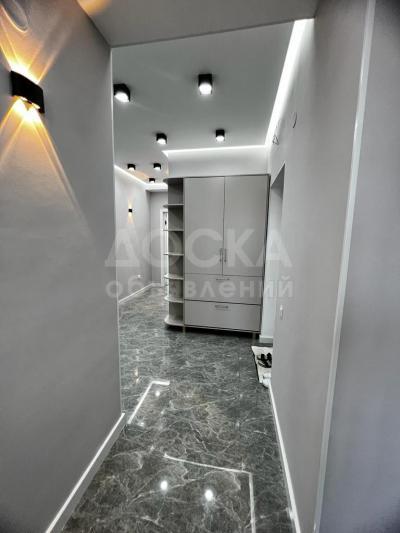 Продаю 2-комнатную квартиру, 64кв. м., этаж - 3/12, горький\алматинка.