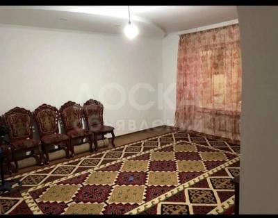 Продаю дом 5-ком. 120кв. м., этаж-1, 4-сот., стена кирпич, Восток 5.