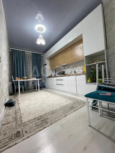 Продаю 1-комнатную квартиру, 55кв. м., этаж - 8/12, 12 мкр.