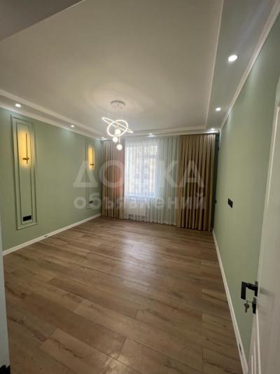 Продаю 2-комнатную квартиру, 63кв. м., этаж - 7/12, Юж Магистраль\Куттубаева.