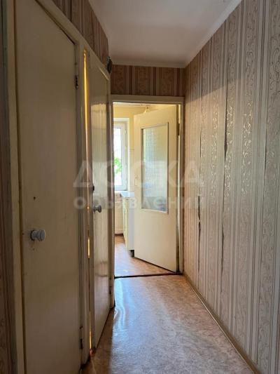 Продаю 3-комнатную квартиру, 51кв. м., этаж - 2/4, Политех.