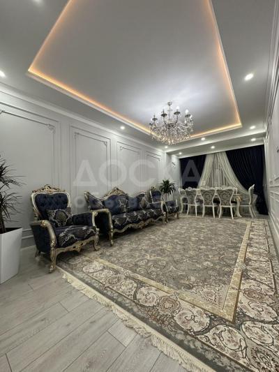 Продаю 3-комнатную квартиру, 103кв. м., этаж - 7/12, 10 МКР .