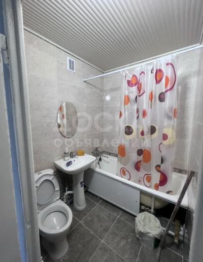 Продаю 1-комнатную квартиру, 44кв. м., этаж - 4/9, Восток-5 .