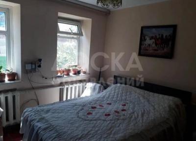 Продаю дом 4-ком. 80кв. м., этаж-1, 5-сот., стена кирпич, район Аламединского рынка.