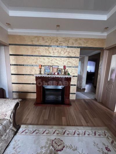 Продаю 4-комнатную квартиру, 105кв. м., этаж - 9/9, 11 мкр.